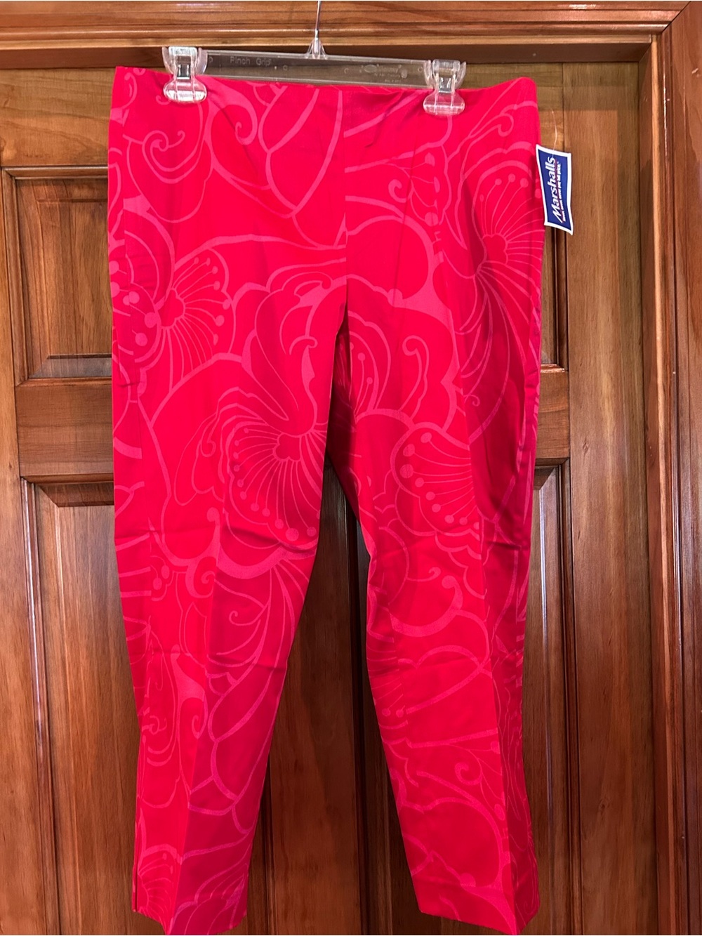 Kenar Women’s Hot Pink Floral Capri